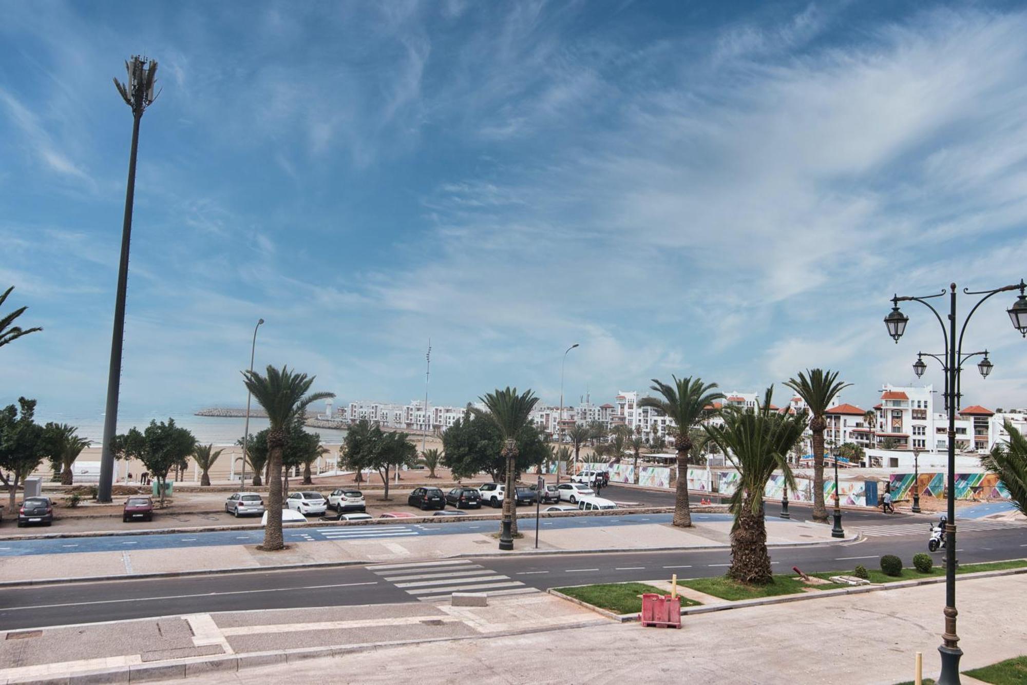 Luxury Seafront Apartment 101Sqm With Wi-Fi And Parking Agadir Esterno foto