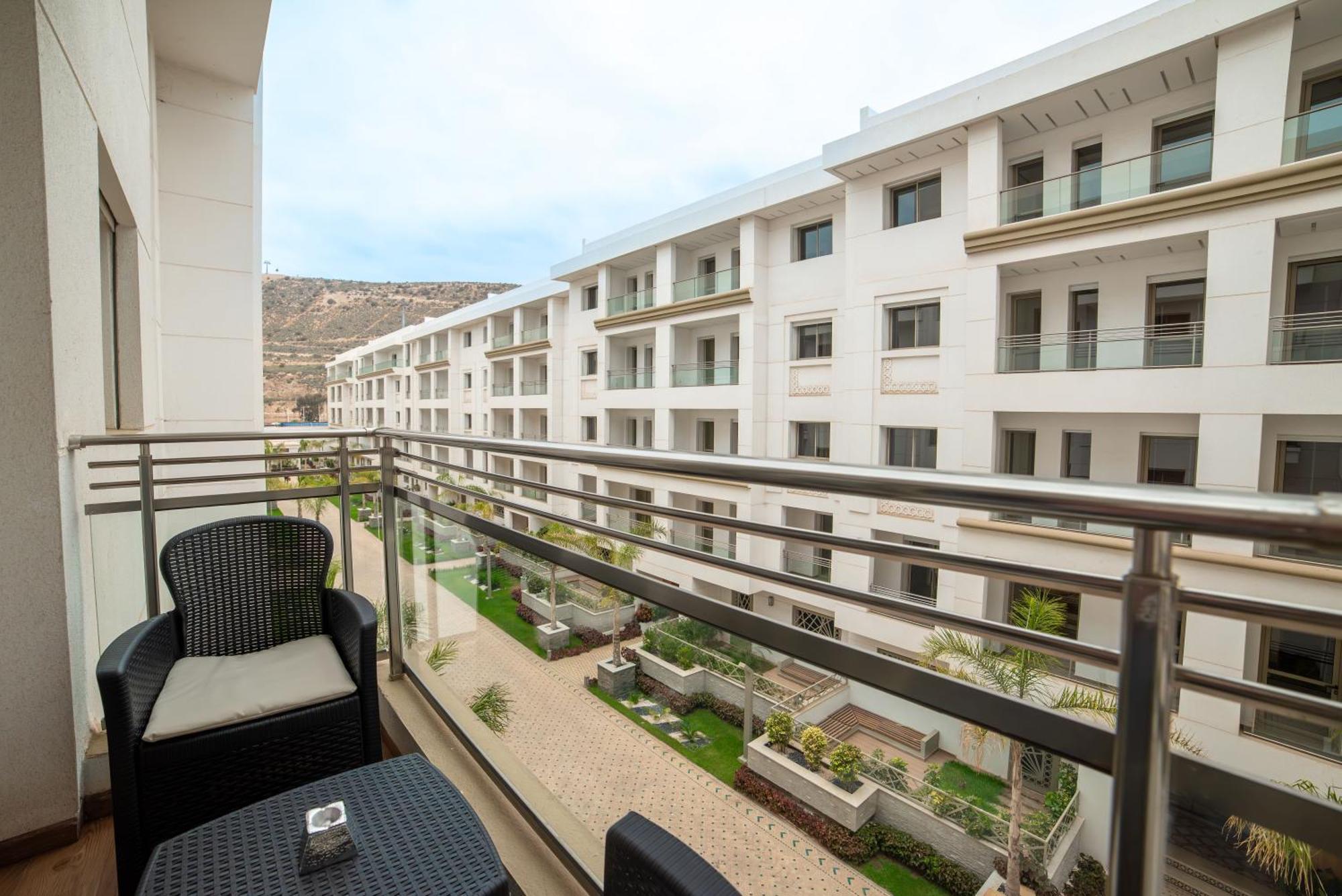 Luxury Seafront Apartment 101Sqm With Wi-Fi And Parking Agadir Esterno foto